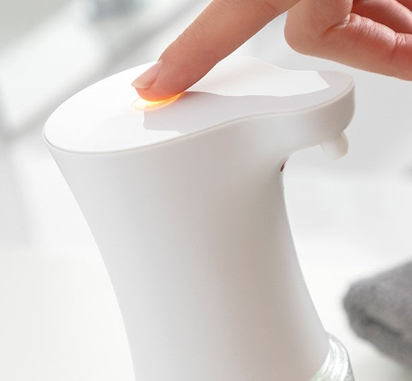 Dispenser automatico di schiuma di sapone